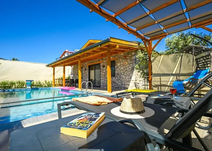 Beyza - 2 Bedrooms With Jacuzzi In 페티예