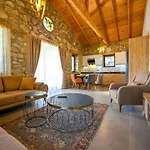 Beyza - 2 Bedrooms With Jacuzzi In Βίλα Φετιγιέ