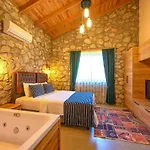 Βίλα Beyza - 2 Bedrooms With Jacuzzi In