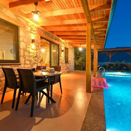 别墅 Beyza - 2 Bedrooms With Jacuzzi In *