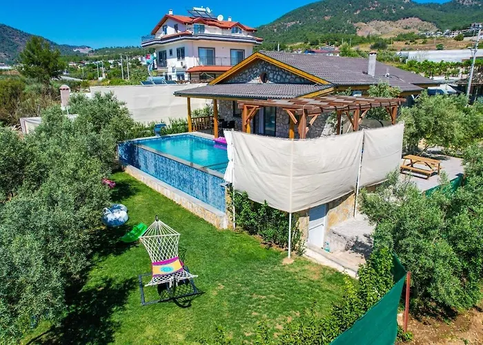 Beyza - 2 Bedrooms With Jacuzzi In ヴィラ