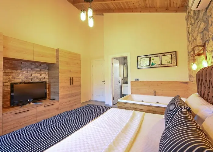 Villa Beyza - 2 Bedrooms With Jacuzzi In *