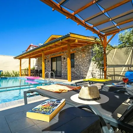 Beyza - 2 Bedrooms With Jacuzzi In フェティエ